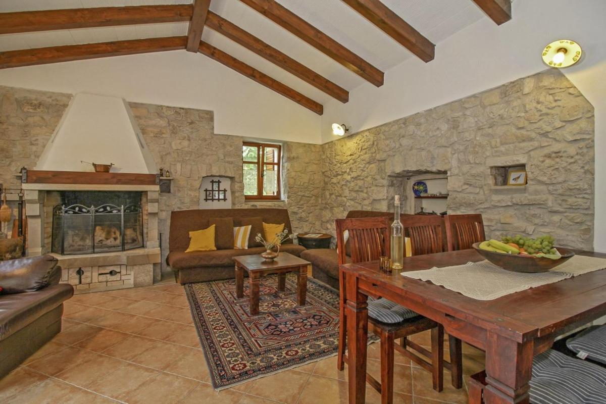Jakov In Zupanici Labin  Exteriér fotografie